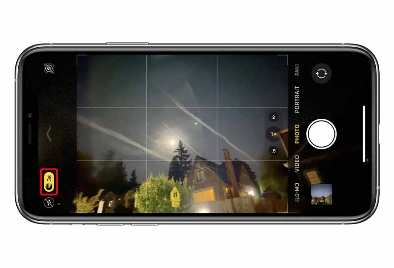 Ảnh chụp màn hình giao diện Pro Mode/Night Mode trên smartphone (ví dụ iPhone hoặc Samsung Galaxy)