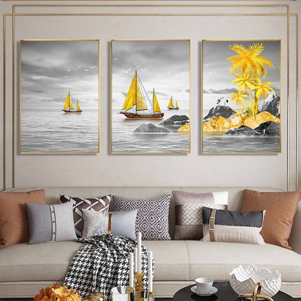 Tranh trang trí phòng khách hiện đại Canvas thuyền buồm vàng, cây dừa vàng trừu tượng và sếu đầu đỏ Nhật Bản