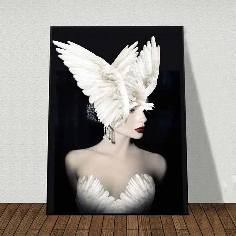 Tranh cô gái và đàn chim bồ câu