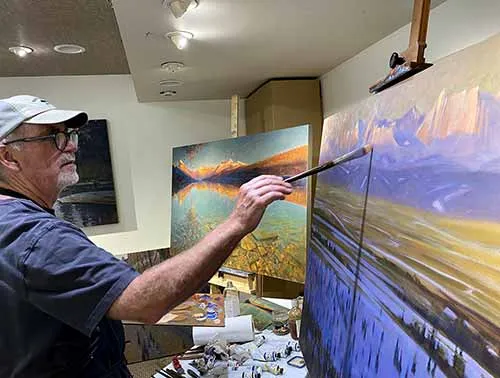 Brent Lynch - Sắc màu và Hòa quyện của Đô thị và Biển cả trong Nghệ thuật