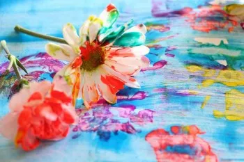 Cách tạo một bức tranh hoa đẹp treo phòng khách thật dễ dàng