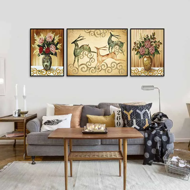 Tranh Nai Và Bình Hoa