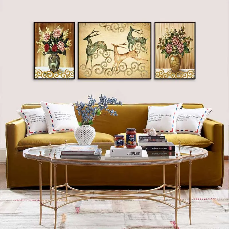 Tranh Nai Và Bình Hoa