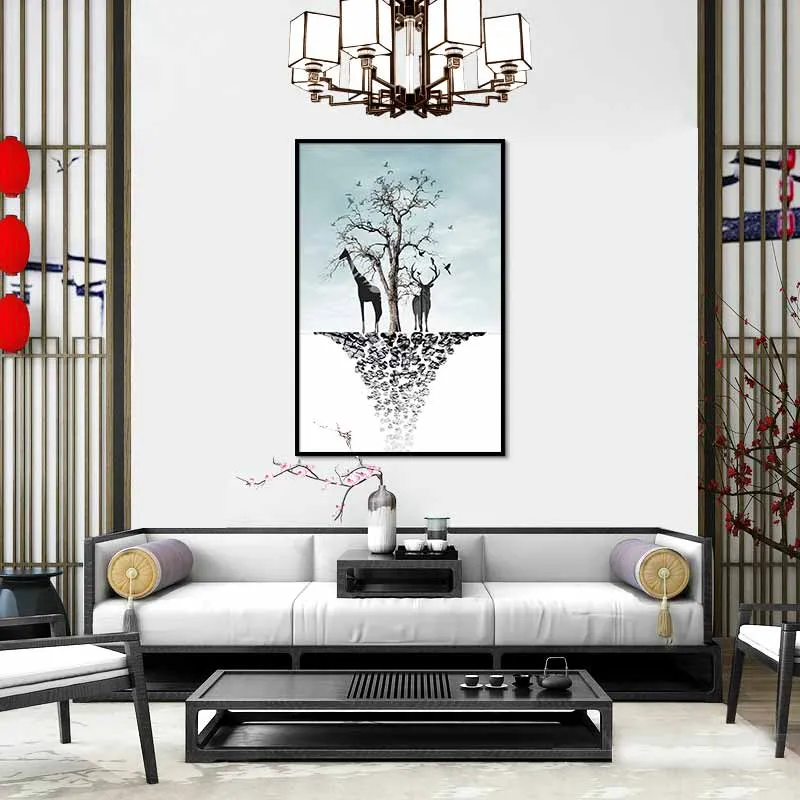 Tranh Nai và Hươu cao cổ đứng dưới cây khô