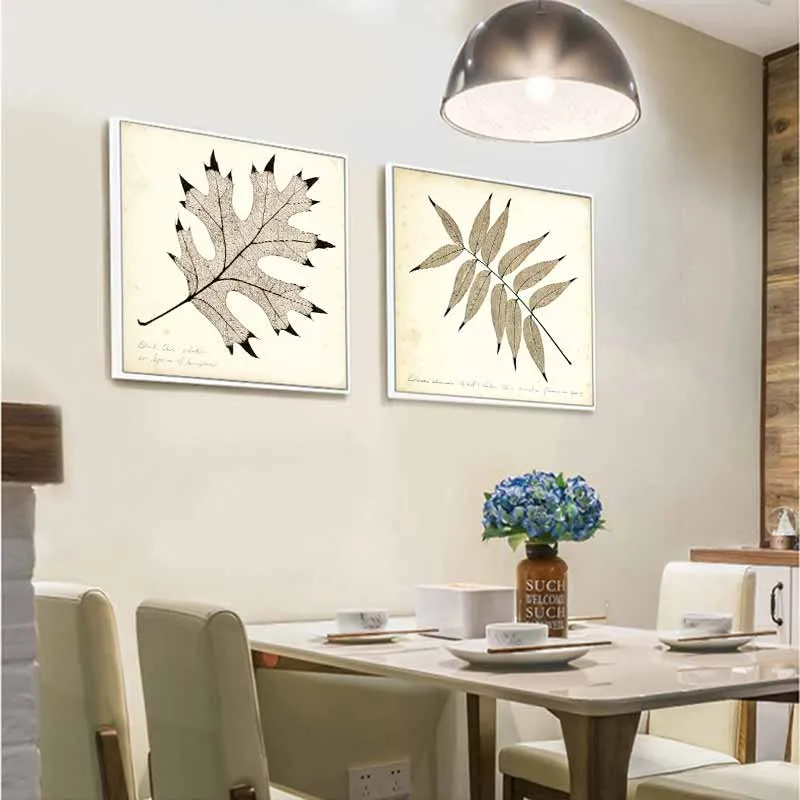 Tranh lá cây nhiệt đới tông màu xưa cũ