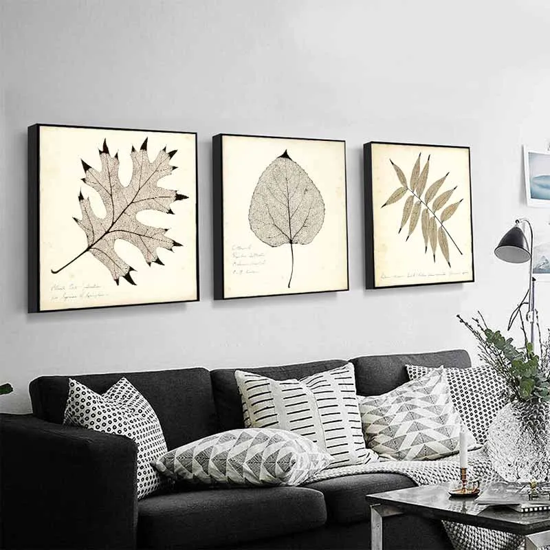 Tranh lá cây nhiệt đới tông màu xưa cũ