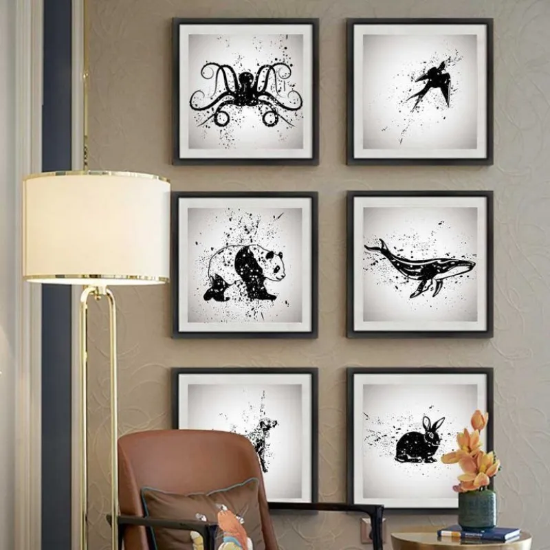 Tranh các loài động vật trắng đen