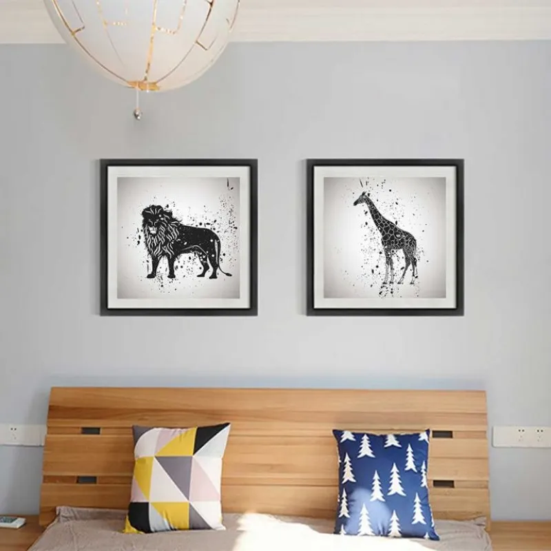 Tranh các loài động vật trắng đen