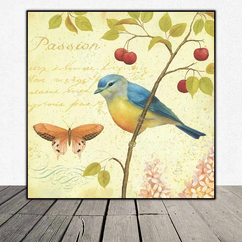 Tranh chim đứng trên cành cây có những chùm trái màu đỏ