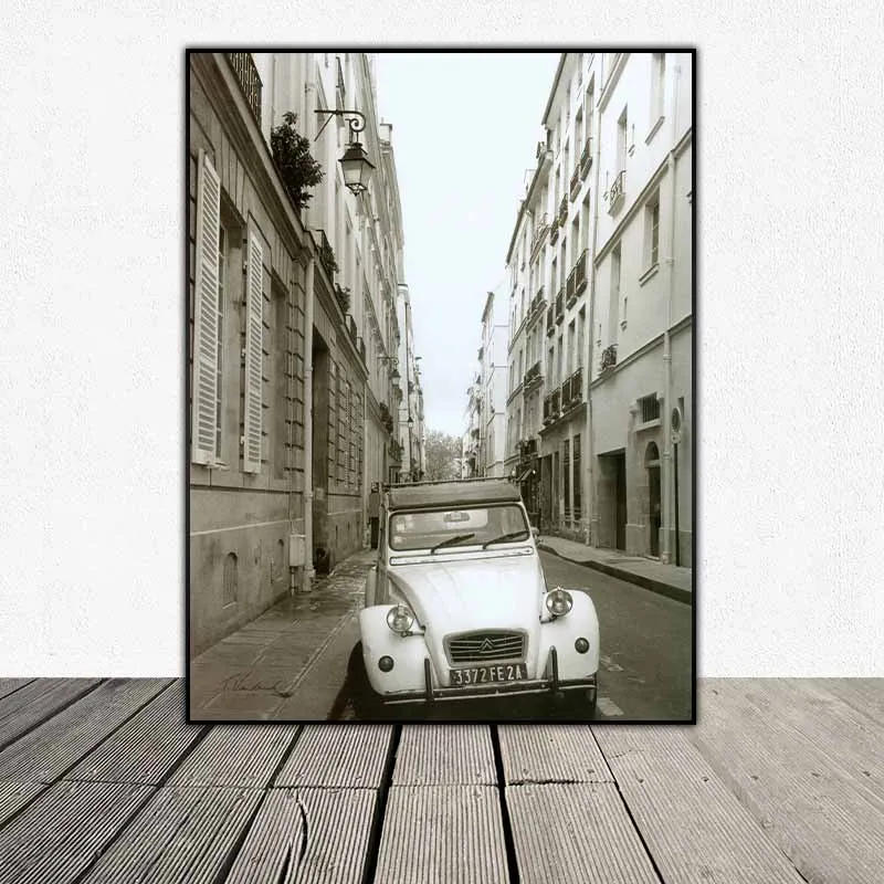 Tranh phong cảnh thành phố và xe ô tô với màu sắc phong cách xưa - Nhiếp ảnh gia Toby Vandenack