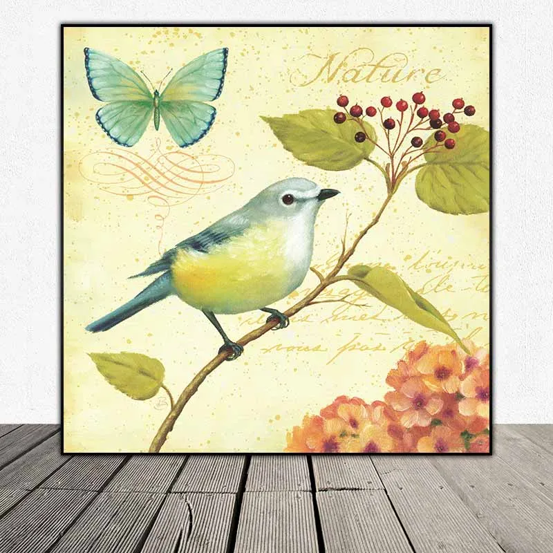 Tranh chim đứng trên cành cây có những chùm trái màu đỏ