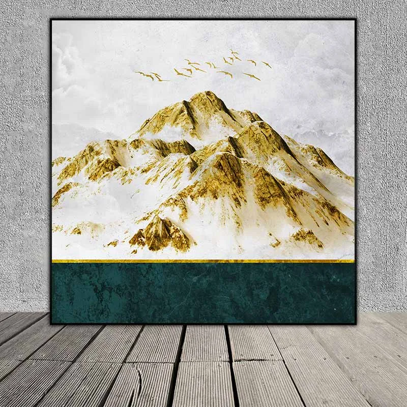 Tranh núi đồi và đàn chim phủ vàng