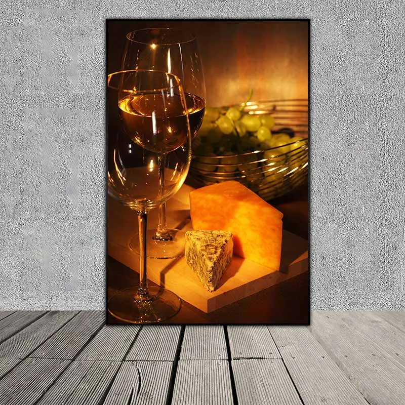 Tranh chai rượu, ly rượu và chùm nho xanh