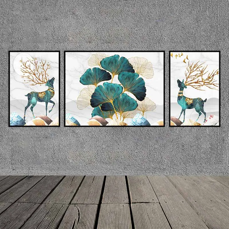 Tranh nai trừu tượng và những chiếc lá