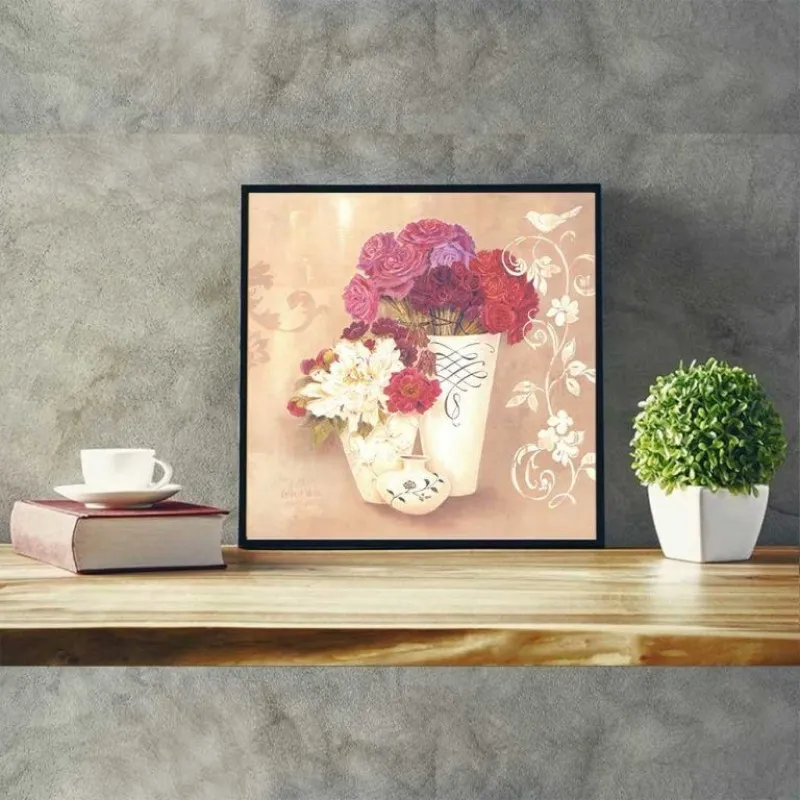 Tranh tĩnh vật bình gốm trắng và hoa đỏ