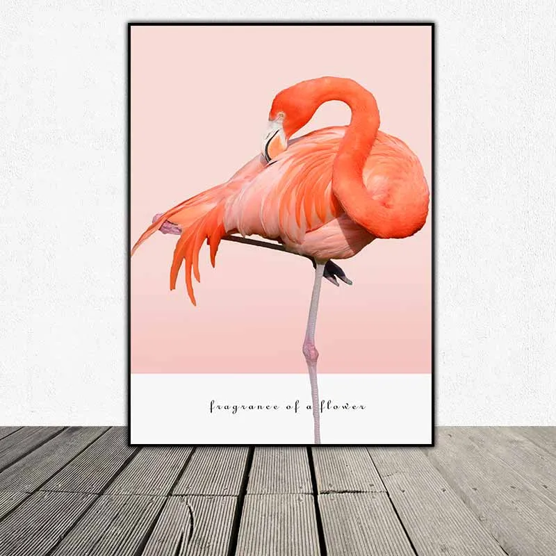 Tranh chim hông hạc quả dứa vàng và bình hoa