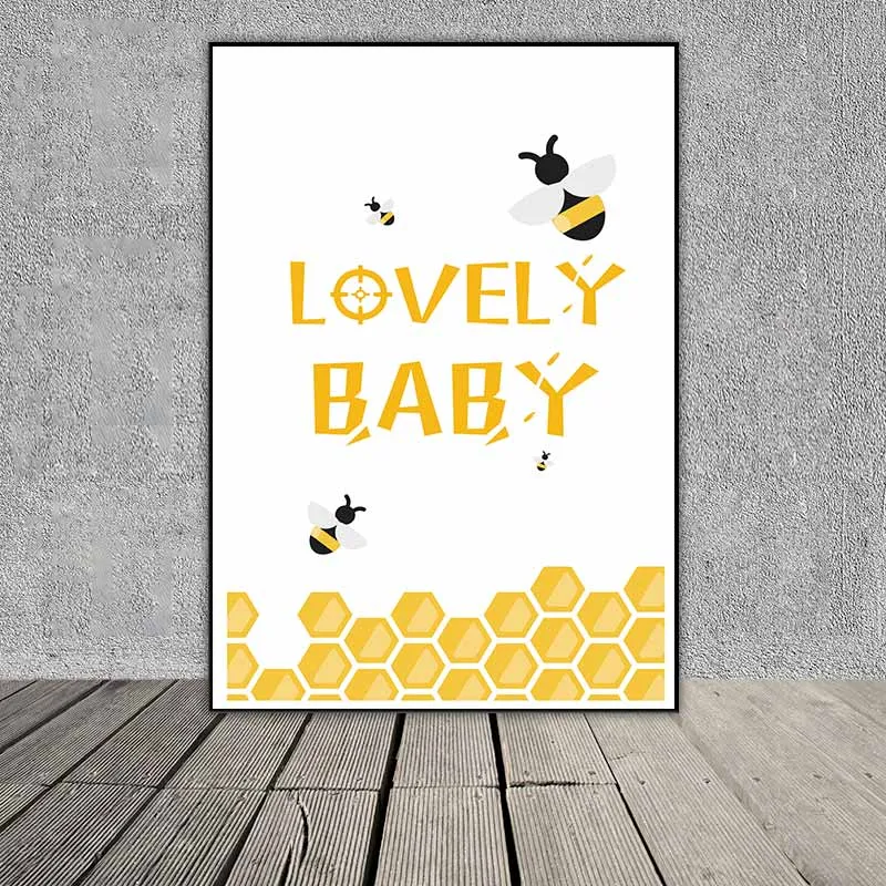 Tranh gấu và ong kết hợp chữ lovely baby