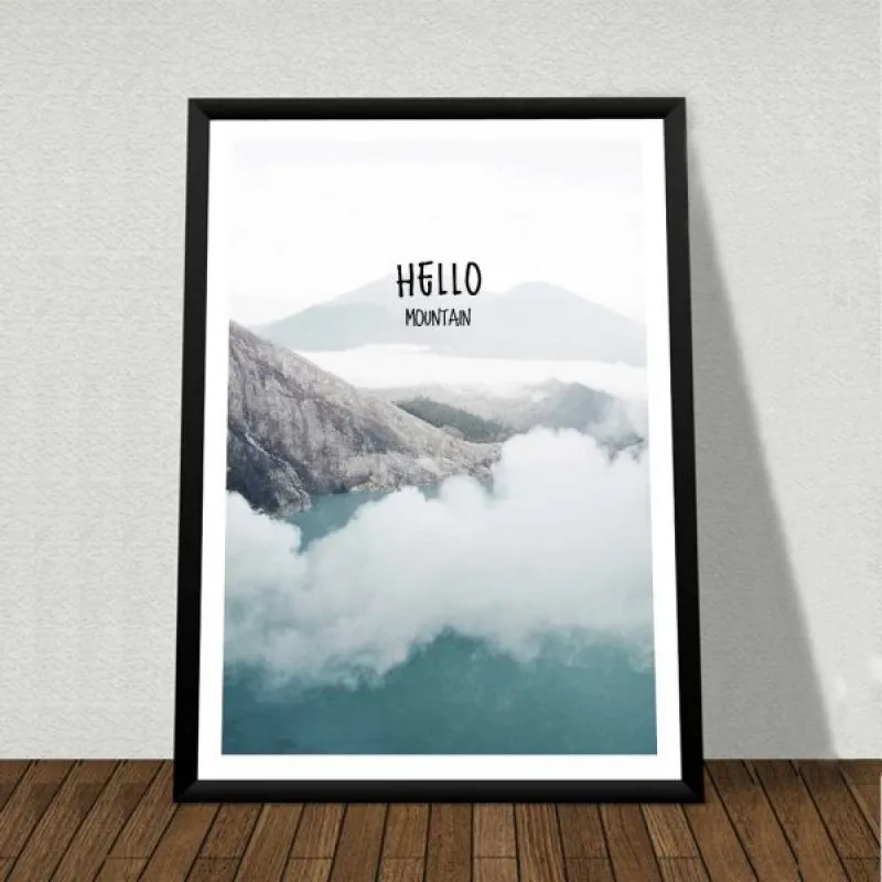 Tranh phong cảnh bờ biển, đồi núi kết hợp chữ