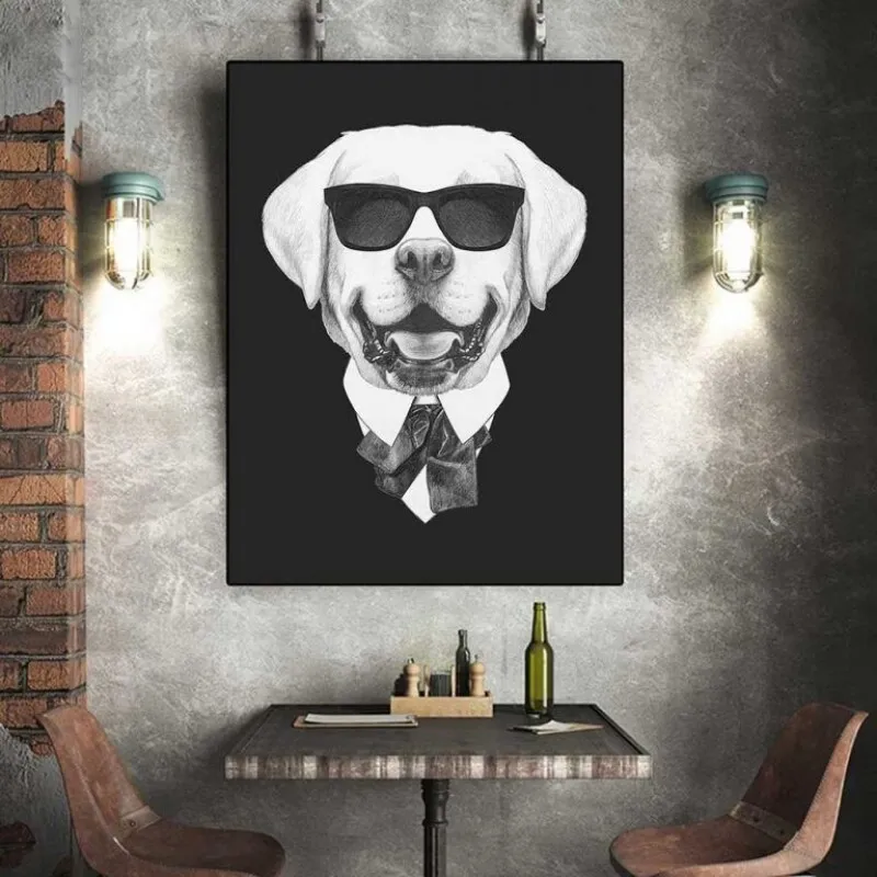 Tranh chó và mèo mặc vest