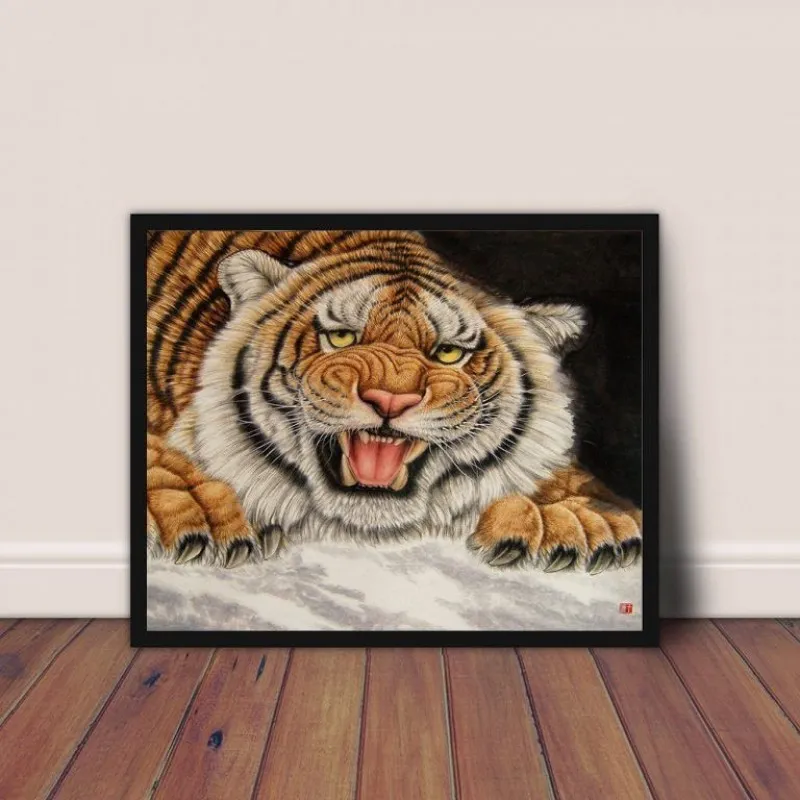 Tranh mãnh hổ săn mồi