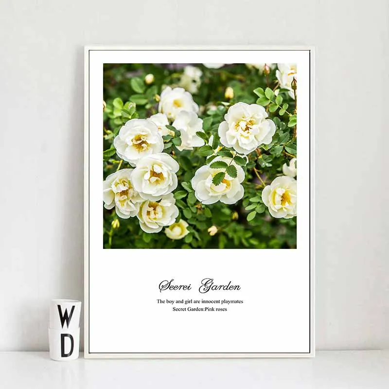 Tranh Scandinavian hoa hồng đỏ và hoa hồng trắng