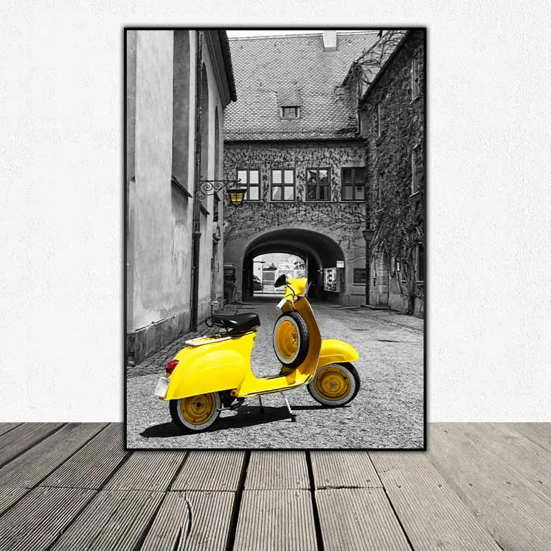 Tranh Scandinavian đen trắng tòa nhà, xe vespa và những chiếc ô