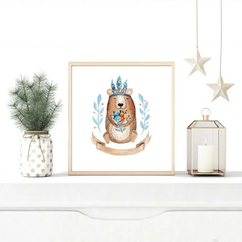 Tranh động vật gấu, hươu và cáo được vẽ theo kiểu truyện tranh