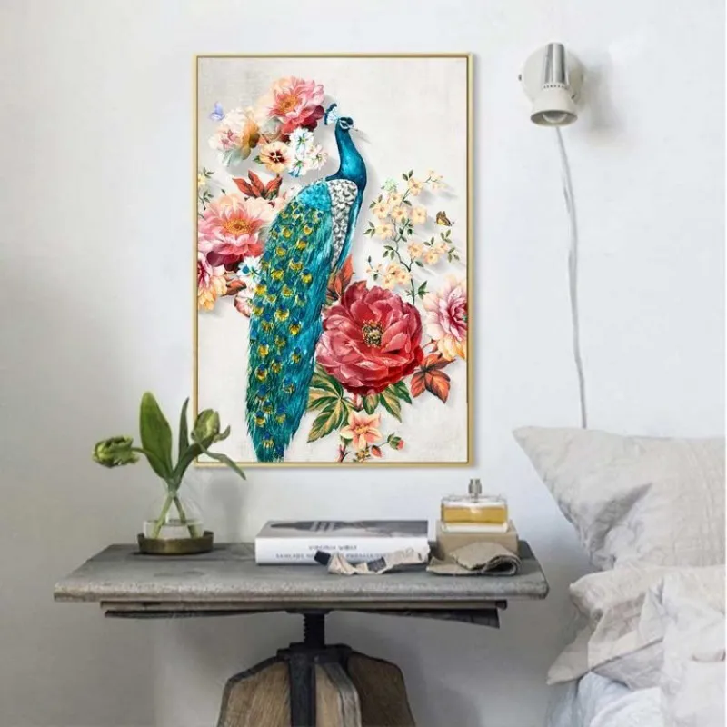 Tranh chim công và bình hoa