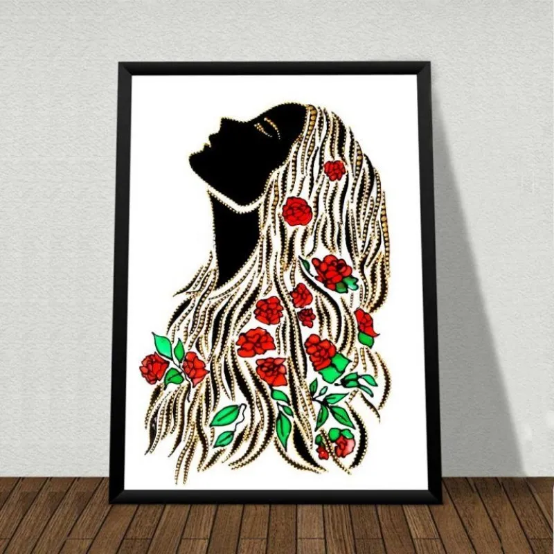 Tranh chân dung cô gái da đen cùng với vòng hoa và bướm