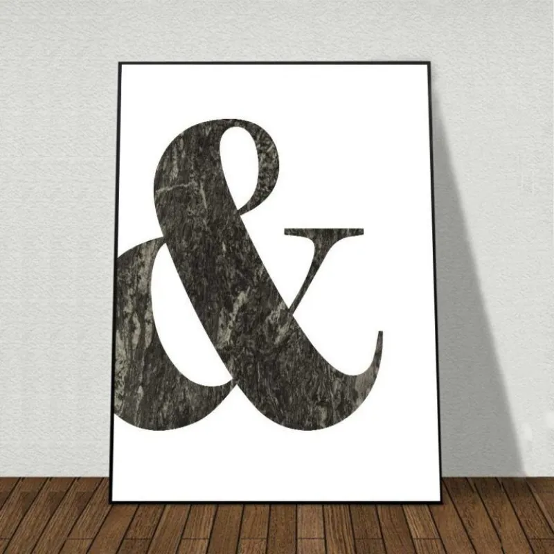 Tranh canvas trừu tượng Typography và khối hình tam giác