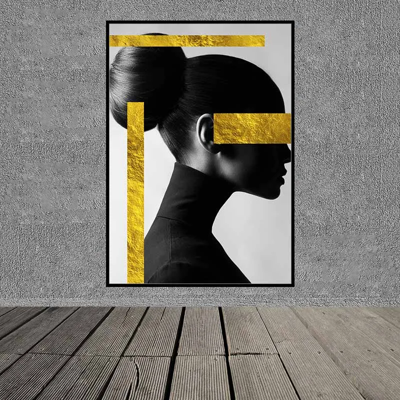 Tranh chân dung cô gái và các miếng dát vàng hình chữ nhật