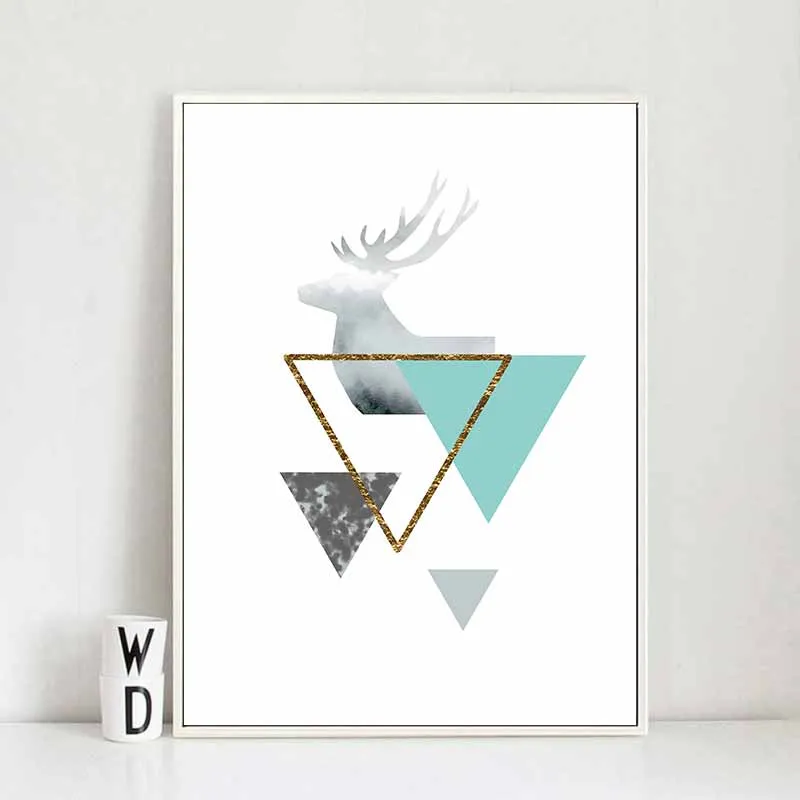 Tranh các khối hình vuông, hình lục giác, hình tam giác và đầu nai trừu tượng