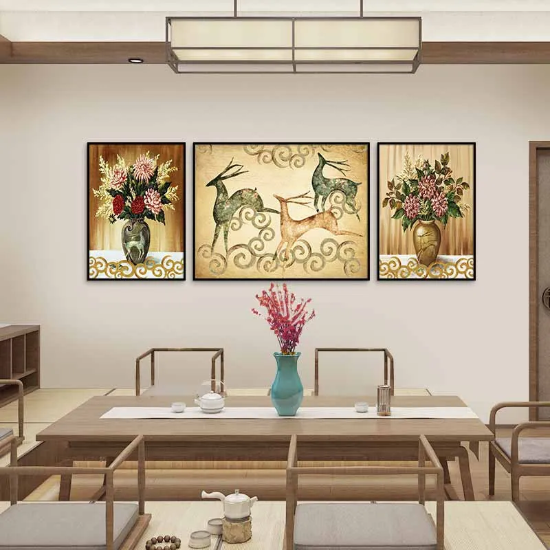 Tranh Nai Và Bình Hoa