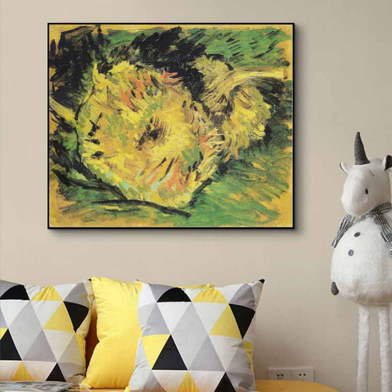 Hai Bông Hướng Dương Cắt Rời (F377, Bảo tàng Van Gogh, Amsterdam): Một nghiên cứu nhỏ, tập trung vào kết cấu và hình dáng của hoa.