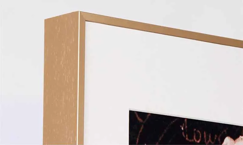 Khung tranh treo tường bằng hợp kim