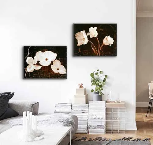 Tranh trang trí in hình hoa đơn sắc