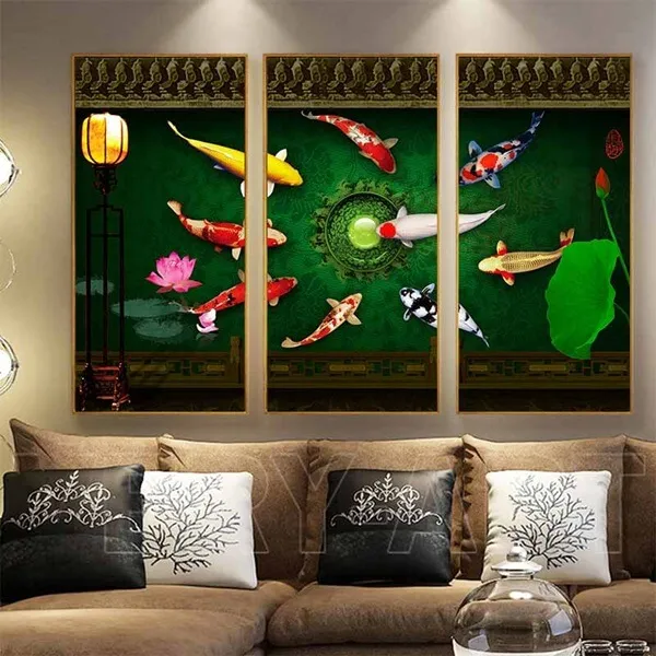 Tranh phong thủy cho người mệnh Thủy: Cửu ngư vọng nguyệt tại Amazing Art