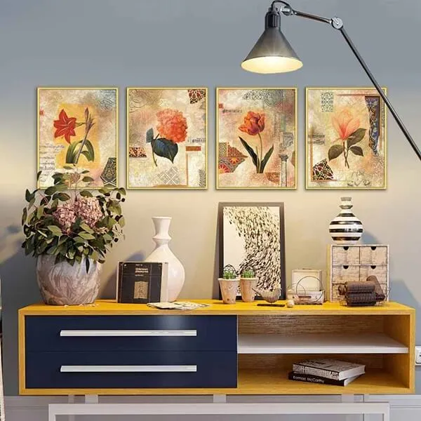 Tranh có màu sắc ôn hòa tạo cảm giác nhẹ nhàng, gần gũi