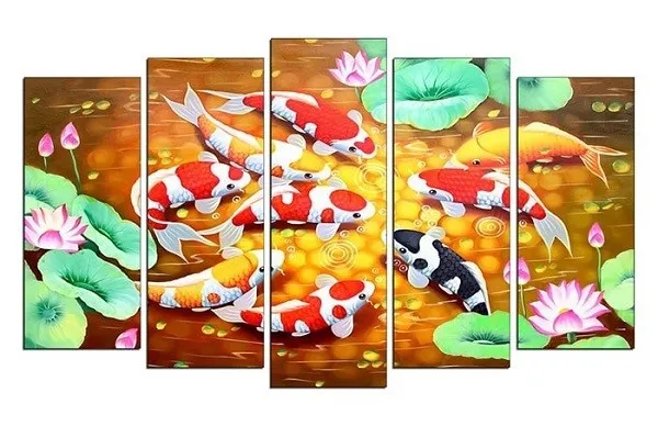 Tranh cá chép Cửu Ngư Quần Hội cũng thích hợp làm quà tặng gia chủ tuổi Hợi